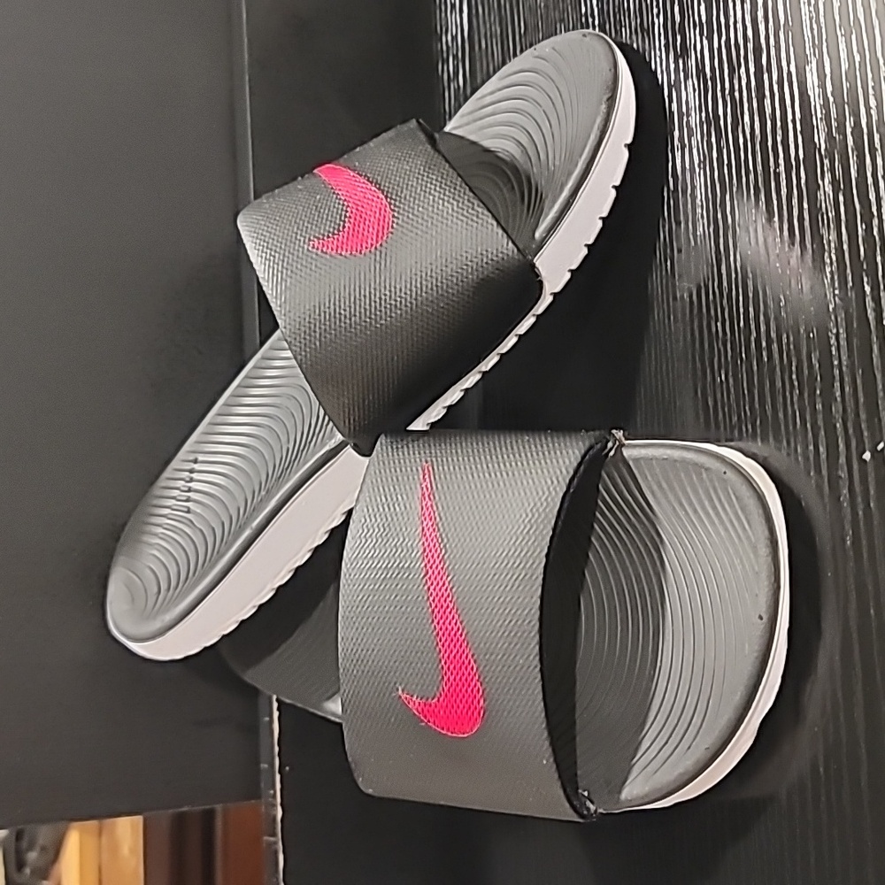 Pink and Black Nike Slip On FlipFlop Sandles